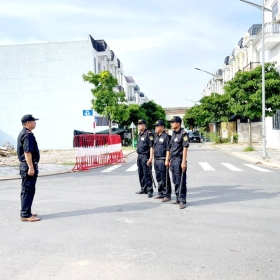 Dịch Vụ Vệ Sĩ 